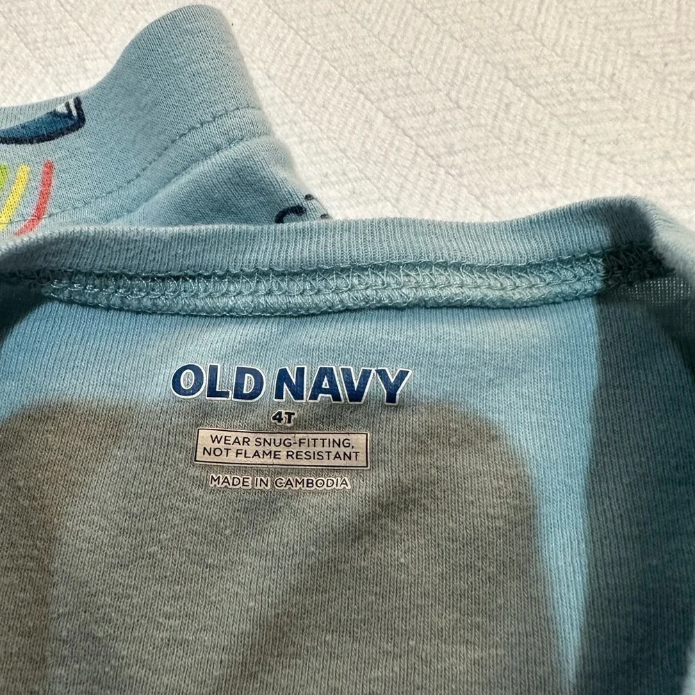 Burt’s Bees and Old Navy Bundle Three Toddler Pajamas 4T  100% cotton
